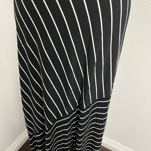 Matty M Maxi skirt - Picture 2 of 4